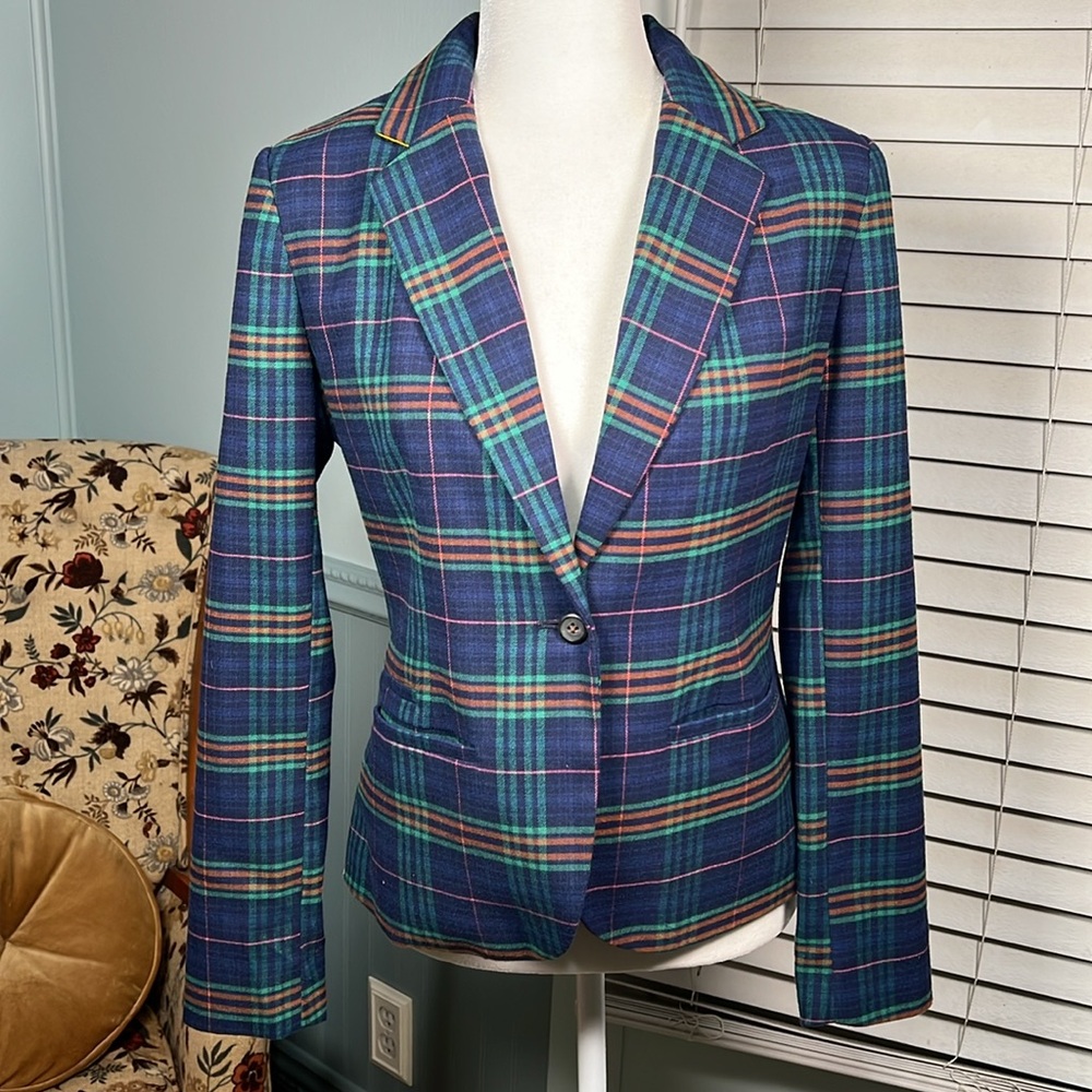 Merona women’s navy plaid blazer in size 6